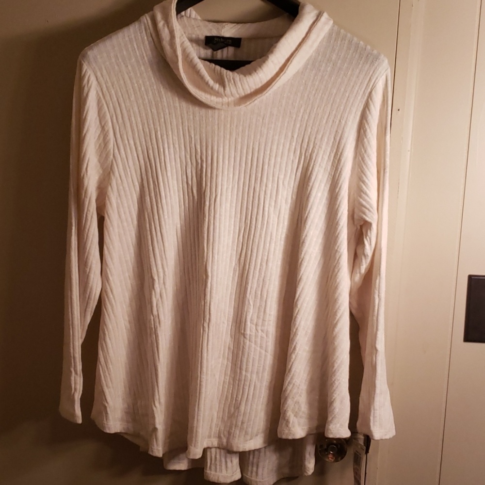 Cream/white sweater New with Tags